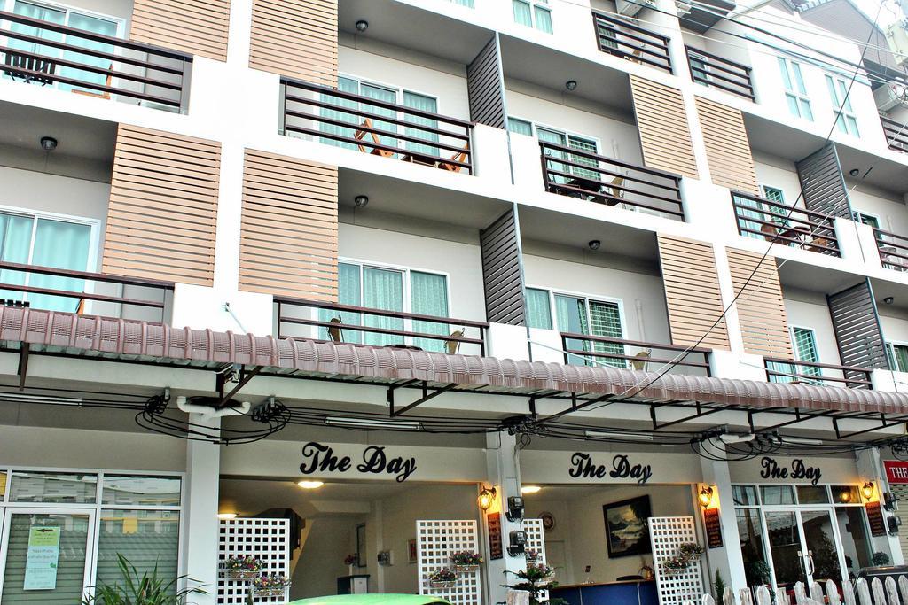 The Day Hotel Çonburi Dış mekan fotoğraf