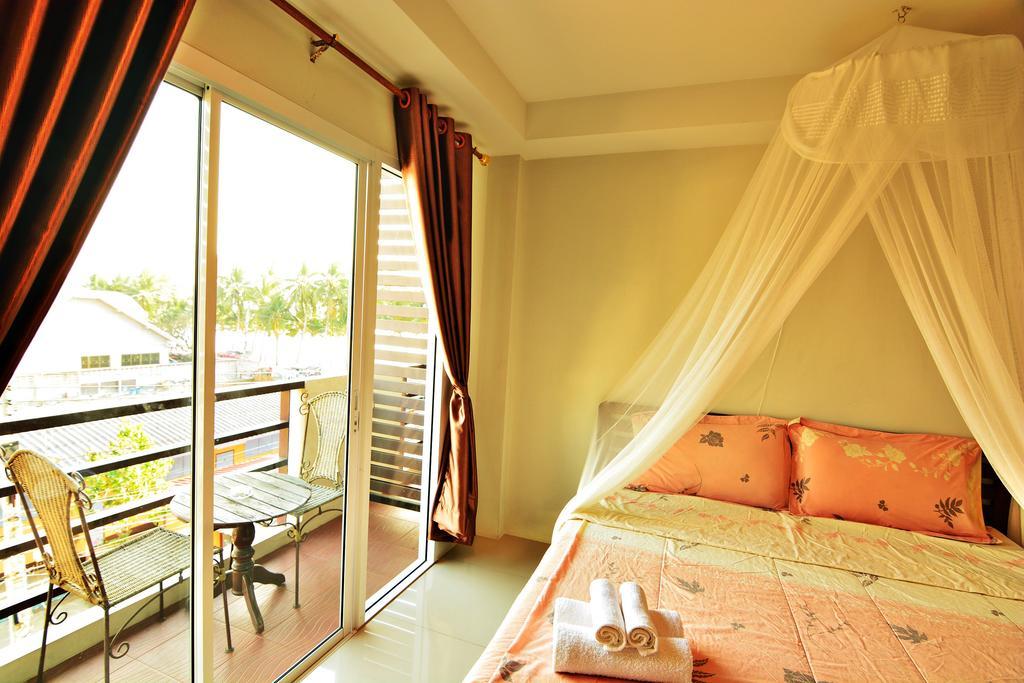 The Day Hotel Çonburi Oda fotoğraf