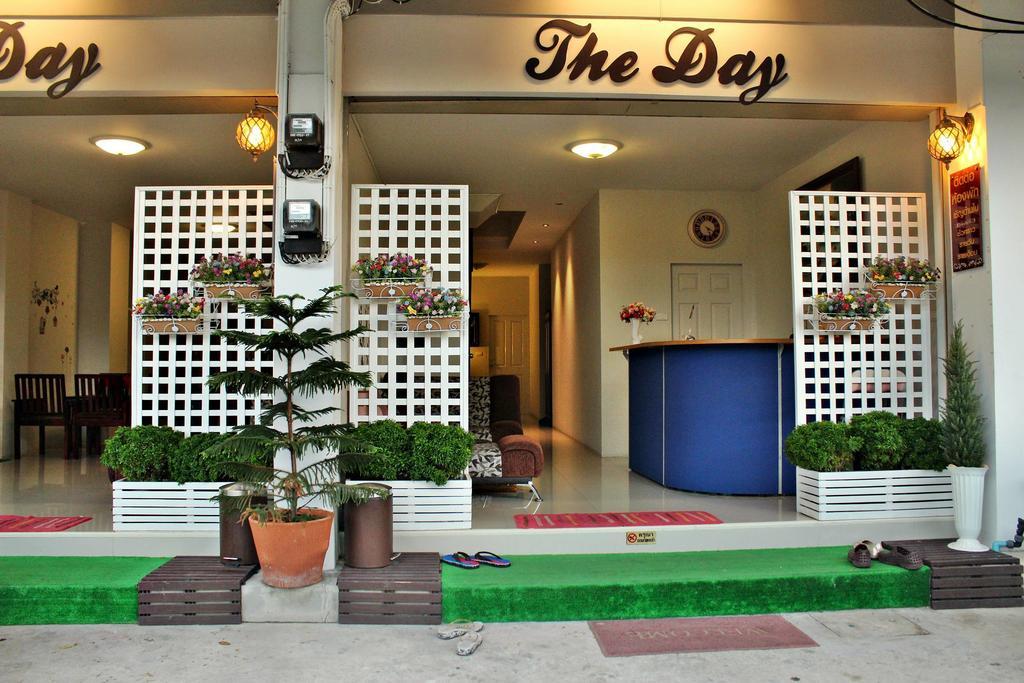 The Day Hotel Çonburi Dış mekan fotoğraf