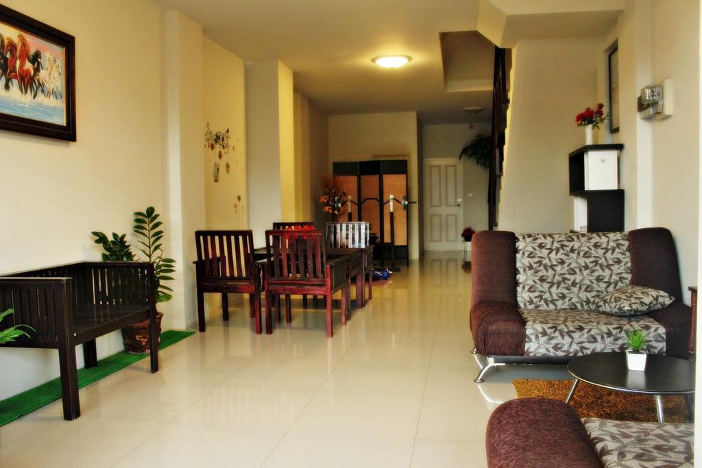The Day Hotel Çonburi Dış mekan fotoğraf