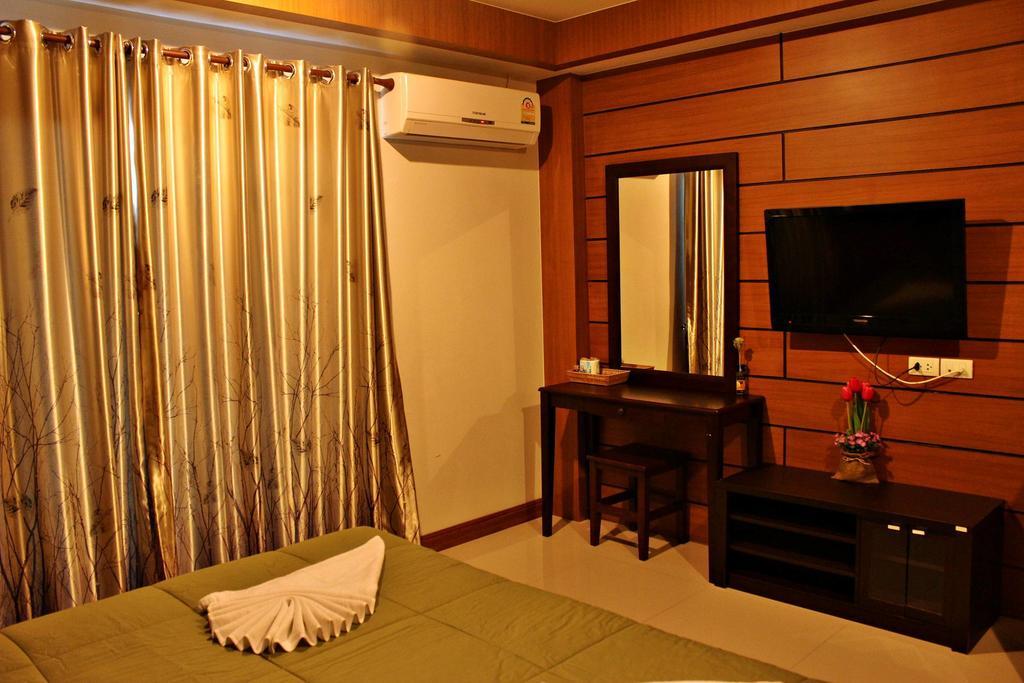 The Day Hotel Çonburi Oda fotoğraf